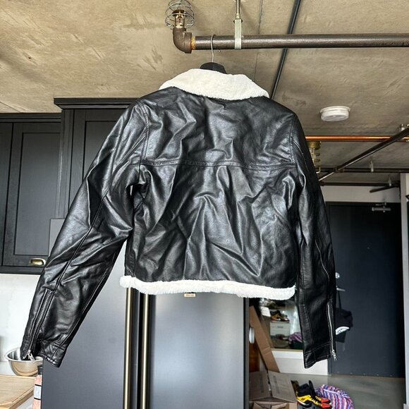 Hollister Co. Women's Black Jacket - Picture 3 of 3